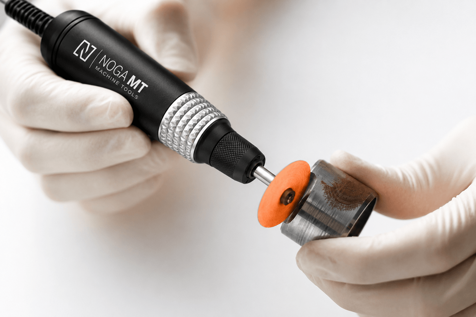 UFIBER Radial Ceramic Fiber Disc on the Portable E-Pack handpiece